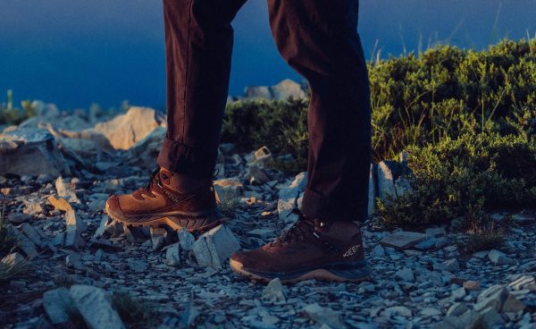 Men's Hightrail Waterproof Hiking Boot  |  Dark Earth/Oak Buff