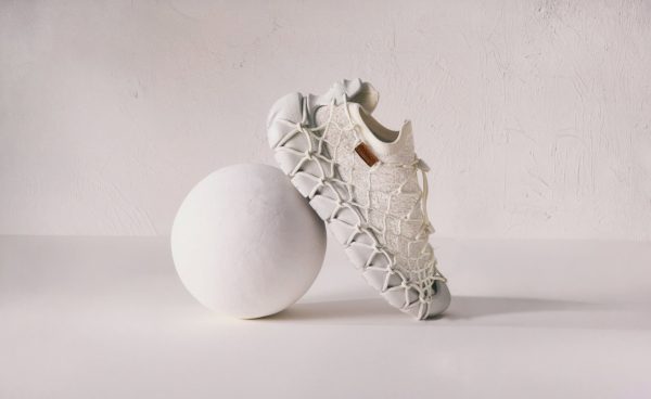 Women's UNEEK 360 Sneaker  |  Atmosphere Birch